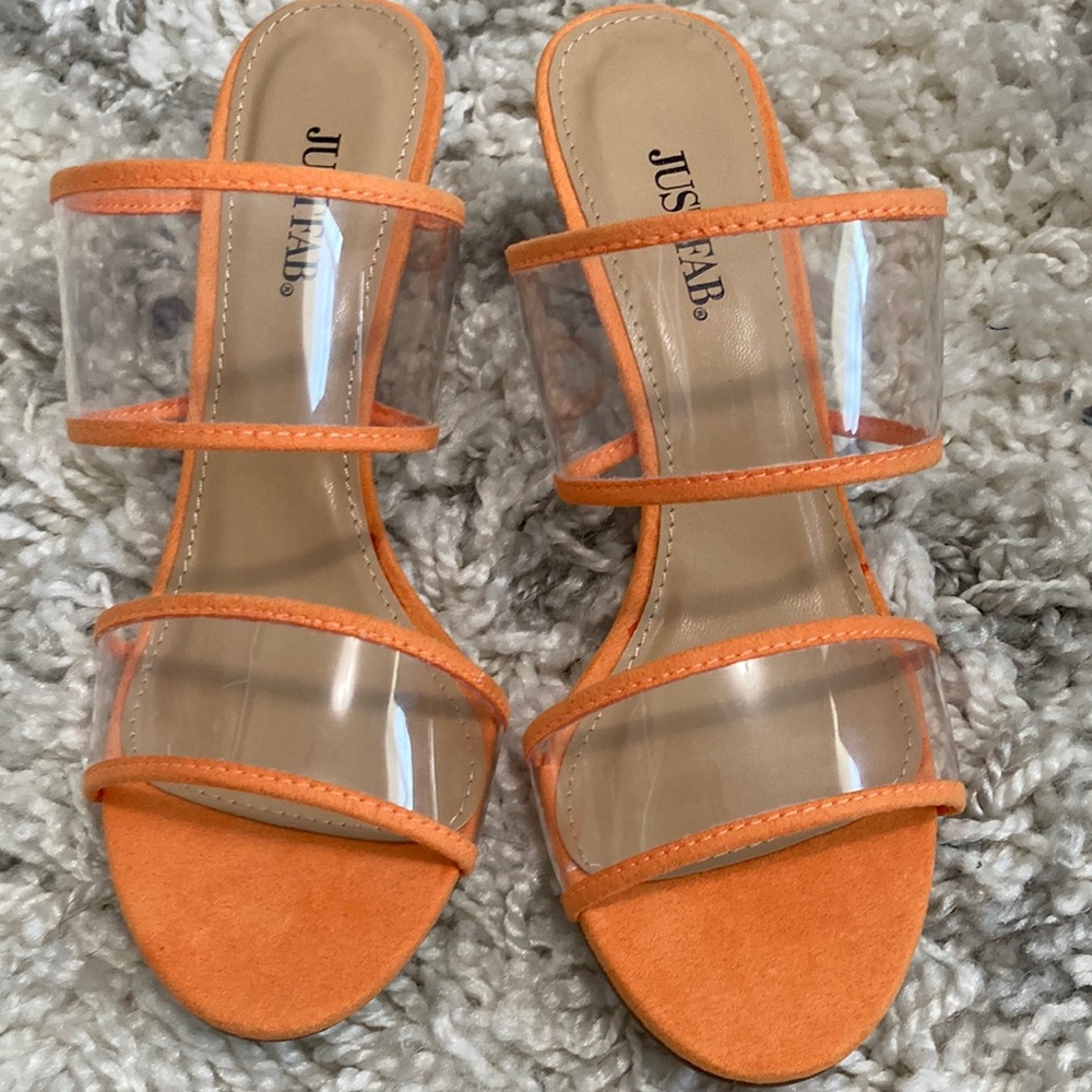 New Sz 7 Sandals